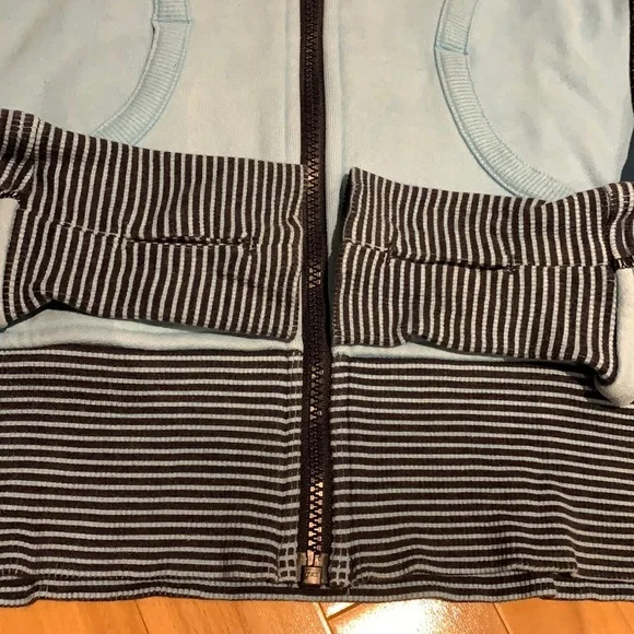 🌟HP🌟 Lululemon Blue Moon/Hyper Stripe Scuba Hoodie Stretch - Size 6 RARE - Picture 14 of 16